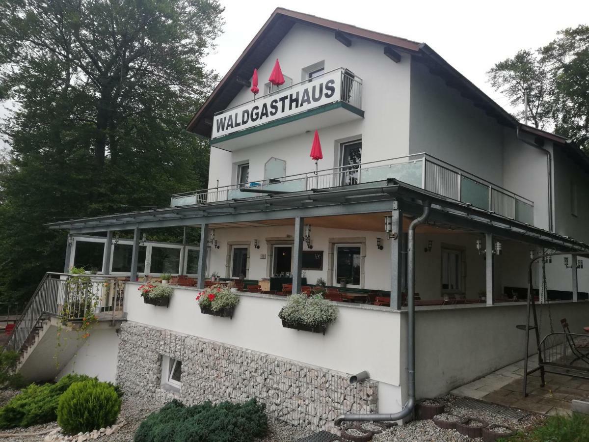 Waldgasthaus Hochburg-Ach Esterno foto